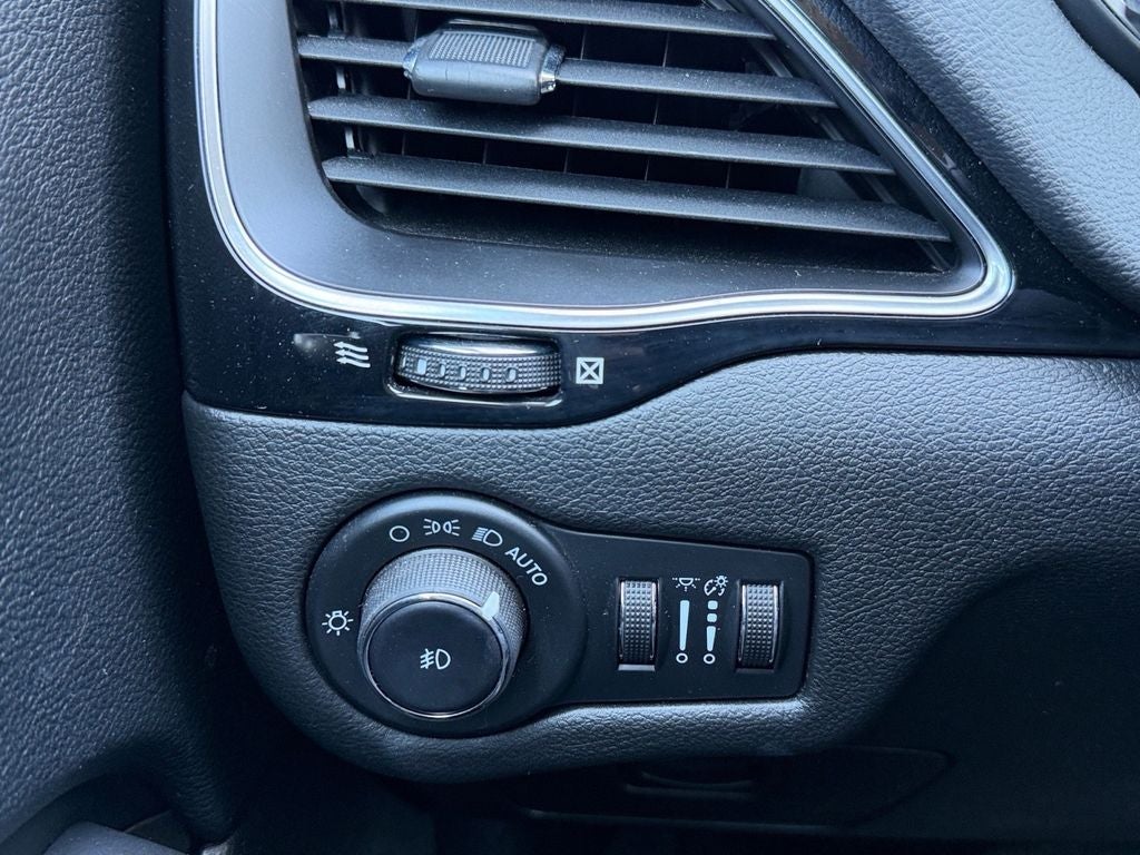 2021 Jeep Cherokee Altitude