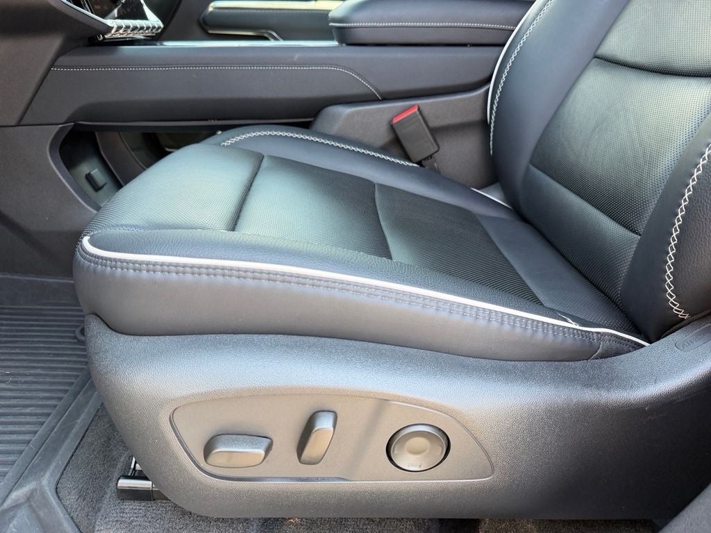 2026 GMC Acadia AWD Denali