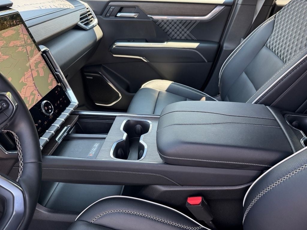 2026 GMC Acadia AWD Denali