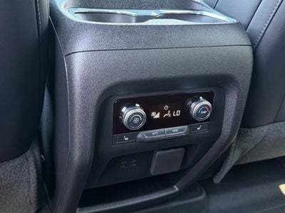 2026 GMC Acadia AWD Denali