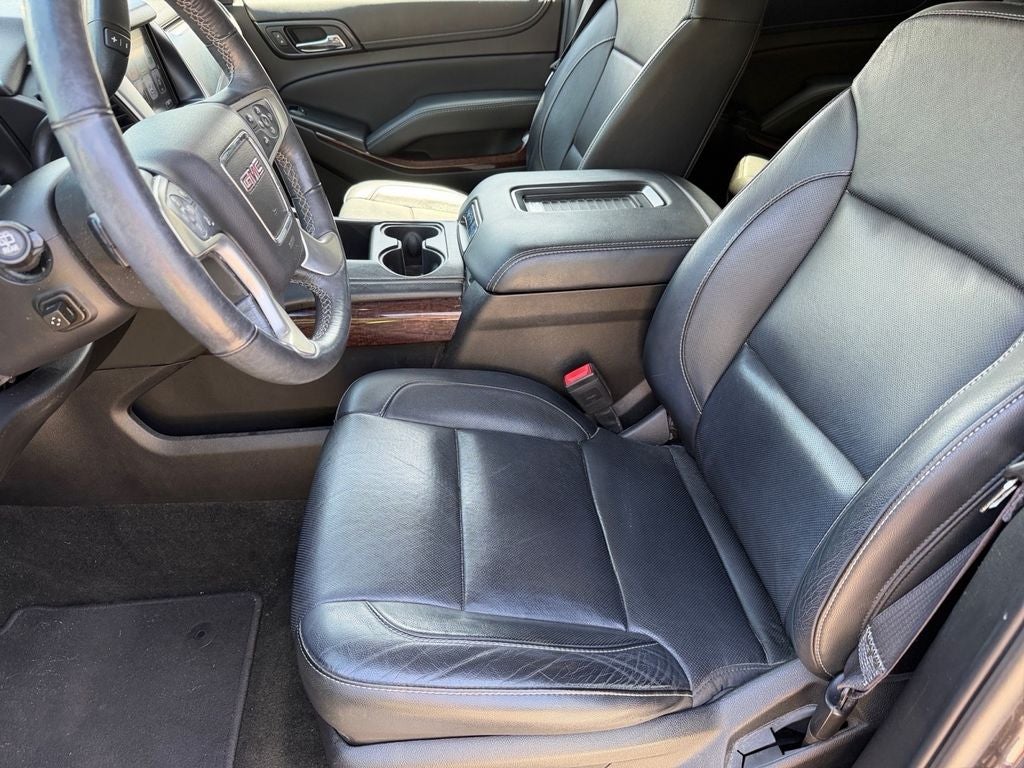 2017 GMC Yukon XL SLT