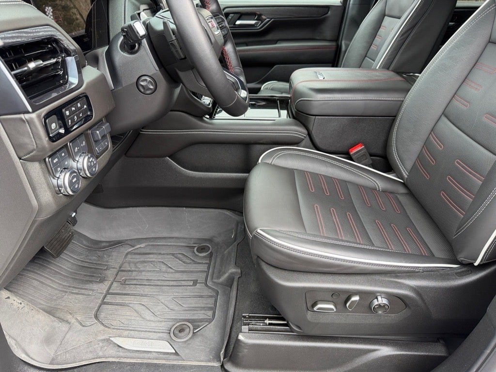 2025 GMC Yukon AT4 Ultimate