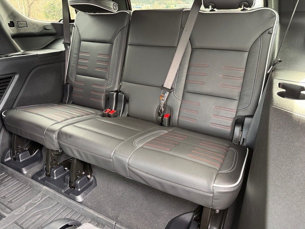 2025 GMC Yukon AT4 Ultimate