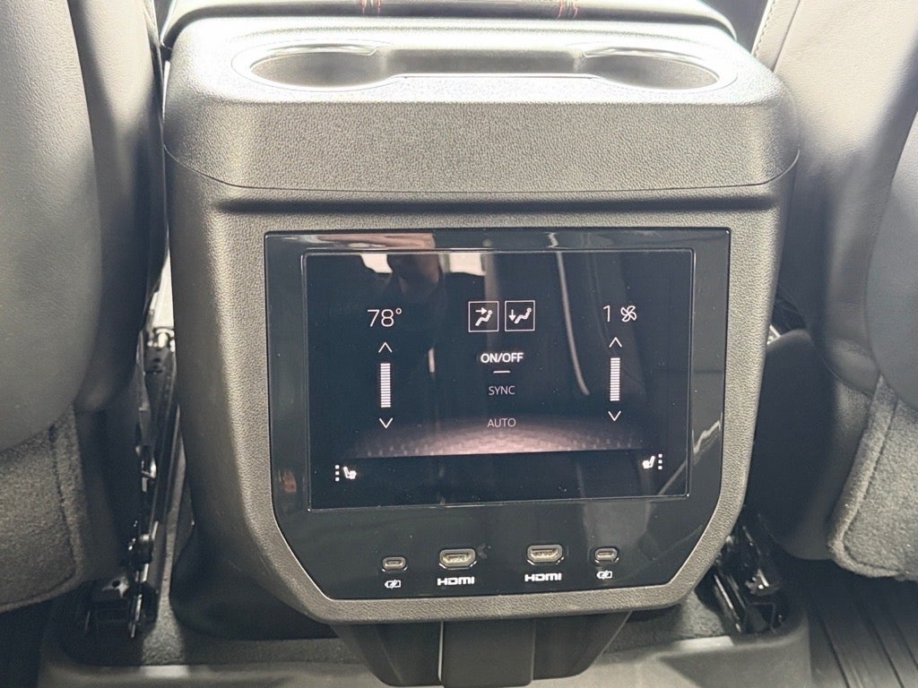 2025 GMC Yukon AT4 Ultimate