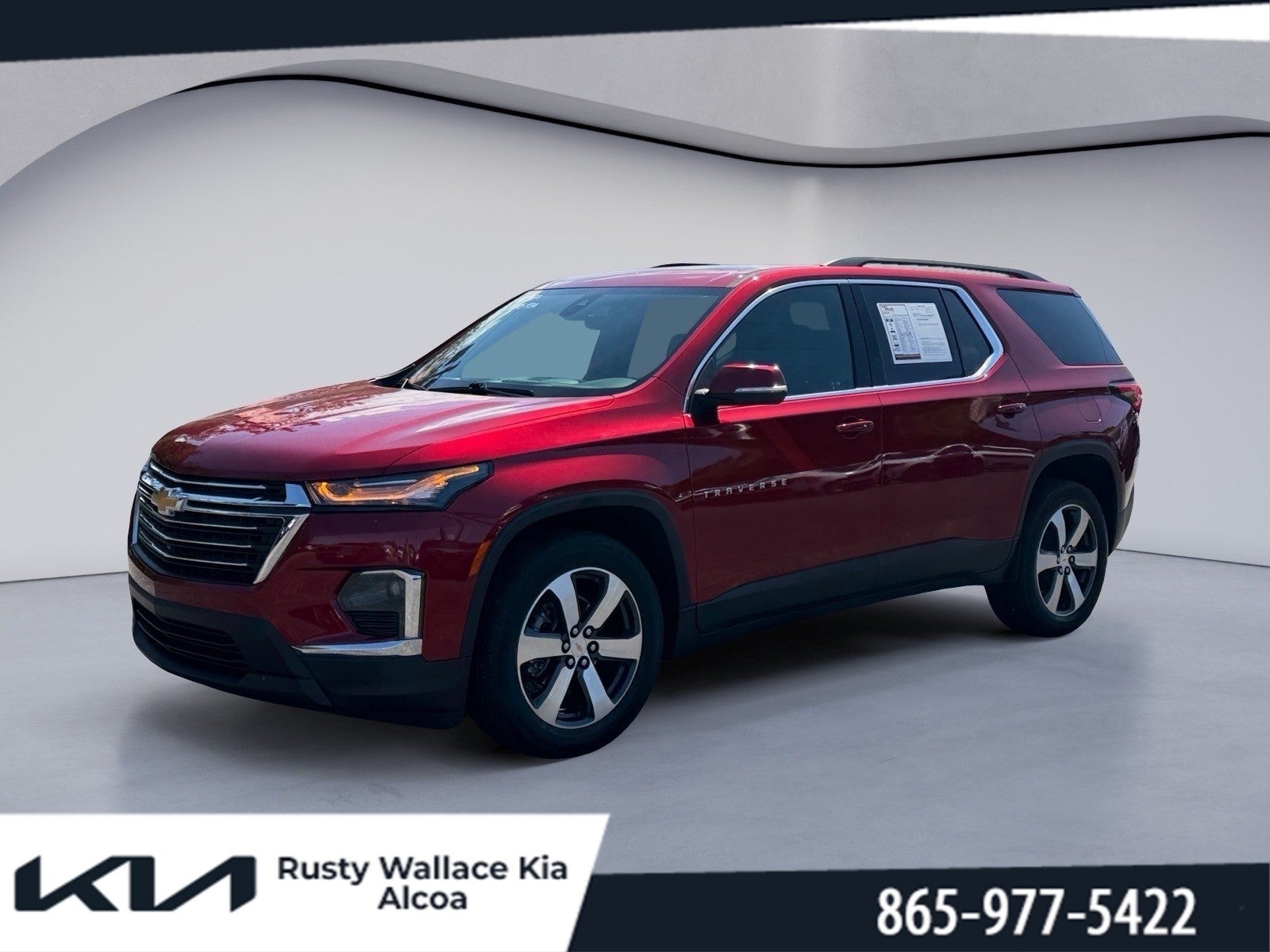 2023 Chevrolet Traverse LT Leather