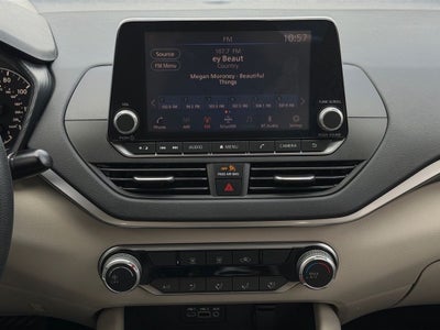 2022 Nissan Altima 2.5 SV