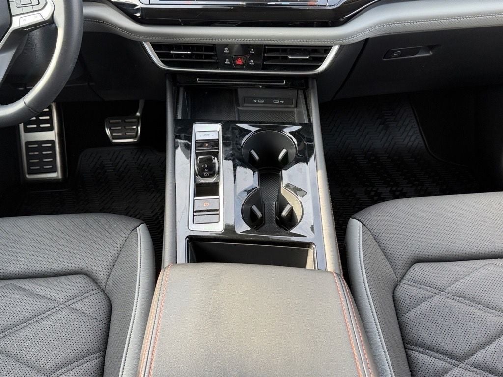 2024 Volkswagen Atlas 2.0T Peak Edition SE w/Technology