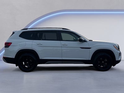 2024 Volkswagen Atlas 2.0T Peak Edition SE w/Technology
