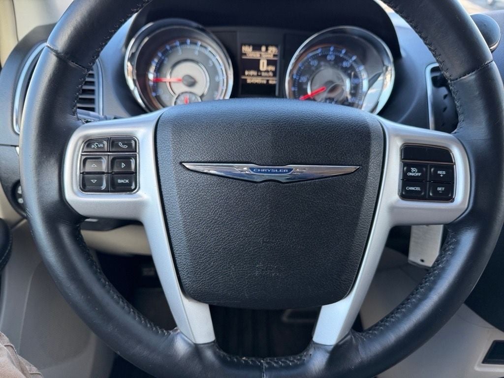 2014 Chrysler Town & Country Touring