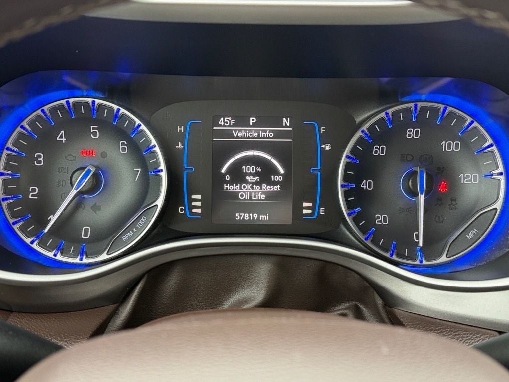 2017 Chrysler Pacifica Touring-L