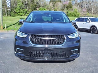 2022 Chrysler Pacifica Hybrid Limited in Knoxville, TN - Rusty Wallace Kia