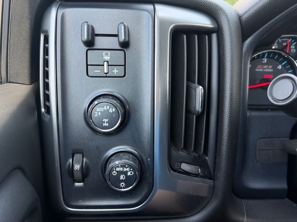 2019 Chevrolet Silverado LD LT