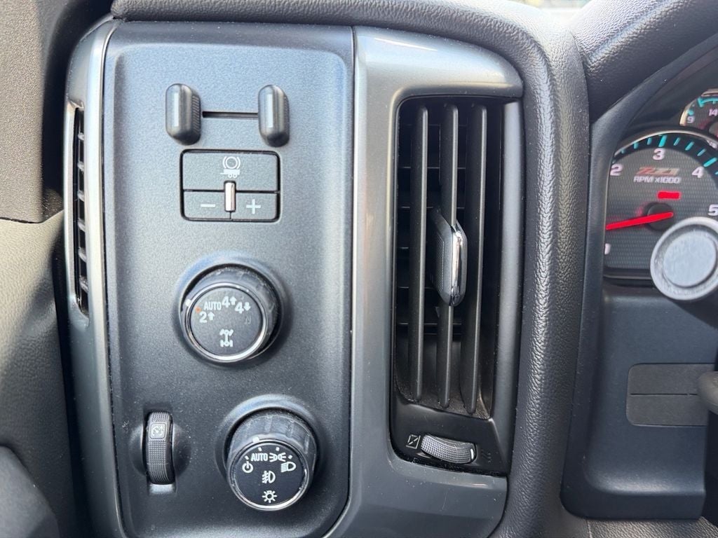 2019 Chevrolet Silverado LD LT