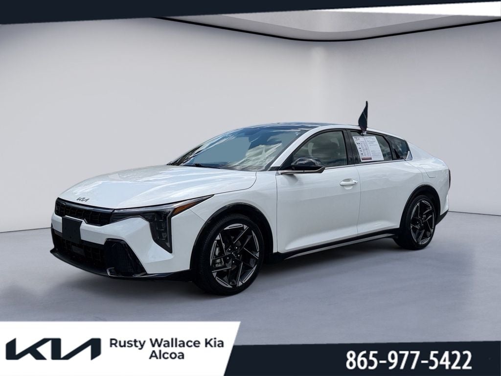 2025 Kia K4 GT-Line
