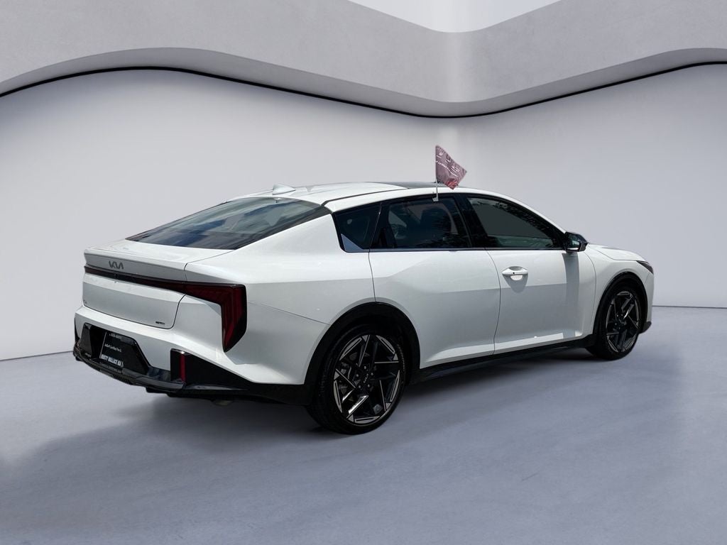 2025 Kia K4 GT-Line