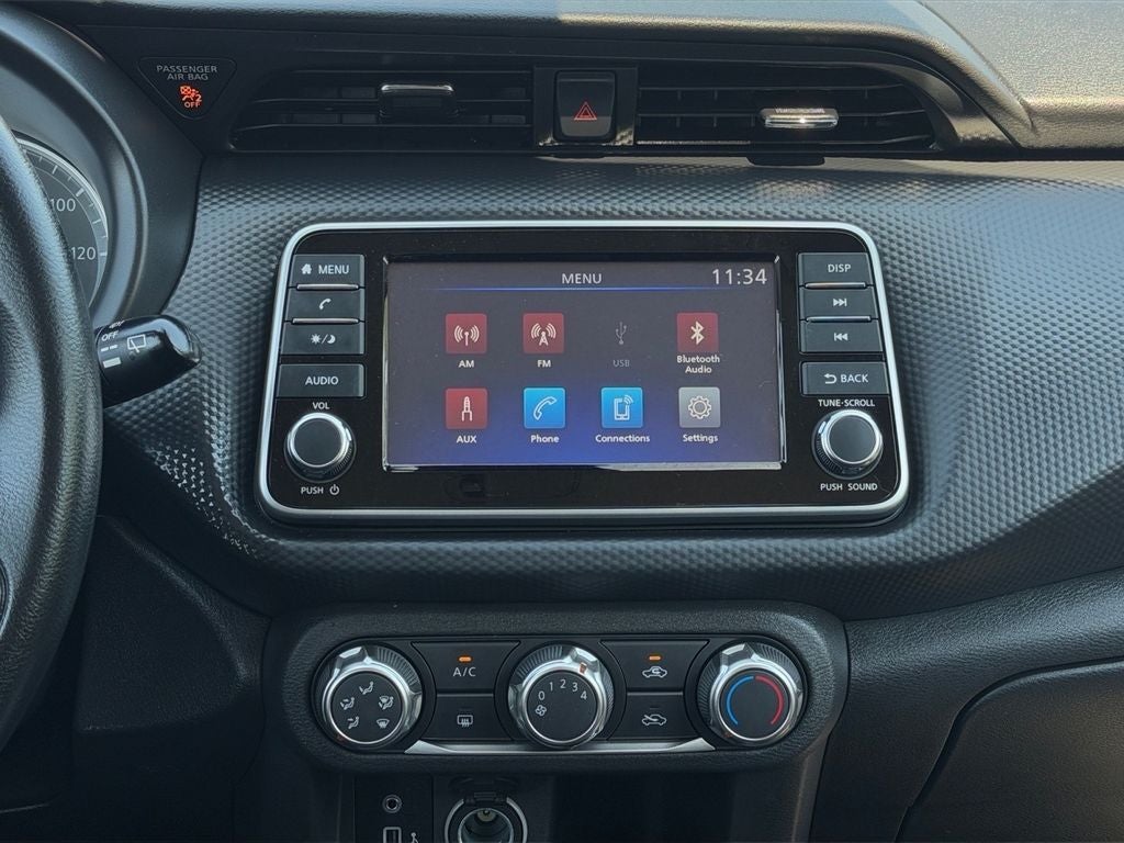 2025 Nissan Kicks Play S