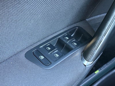 2019 Volkswagen Golf GTI S