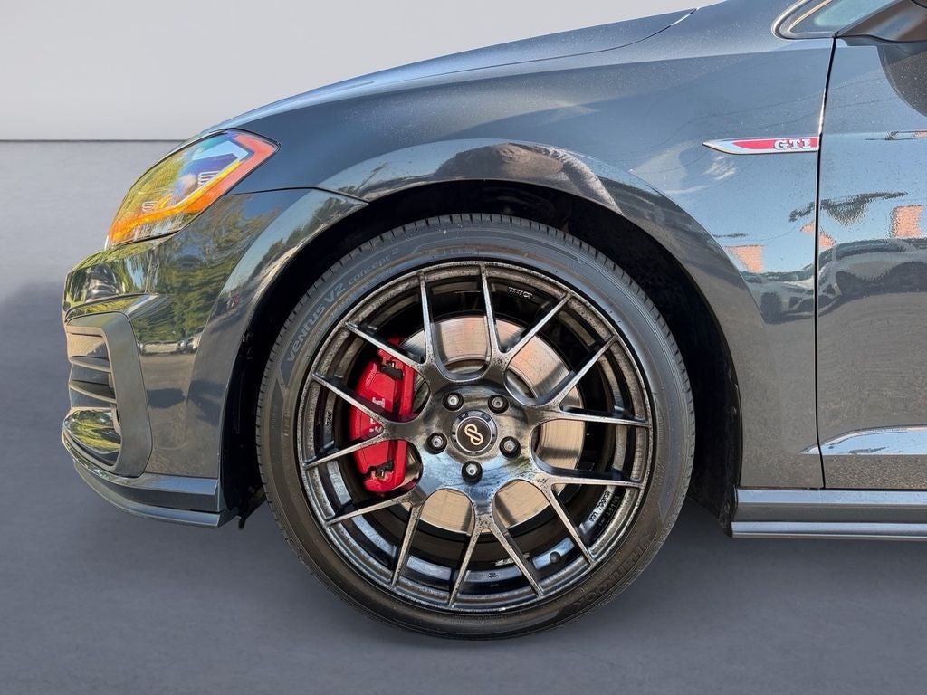 2019 Volkswagen Golf GTI S