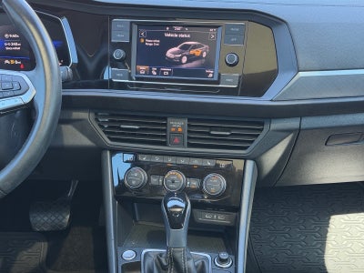 2023 Volkswagen Jetta SE
