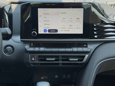 2025 Toyota Camry Hybrid LE