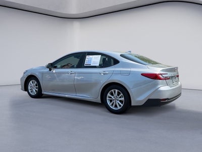 2025 Toyota Camry Hybrid LE