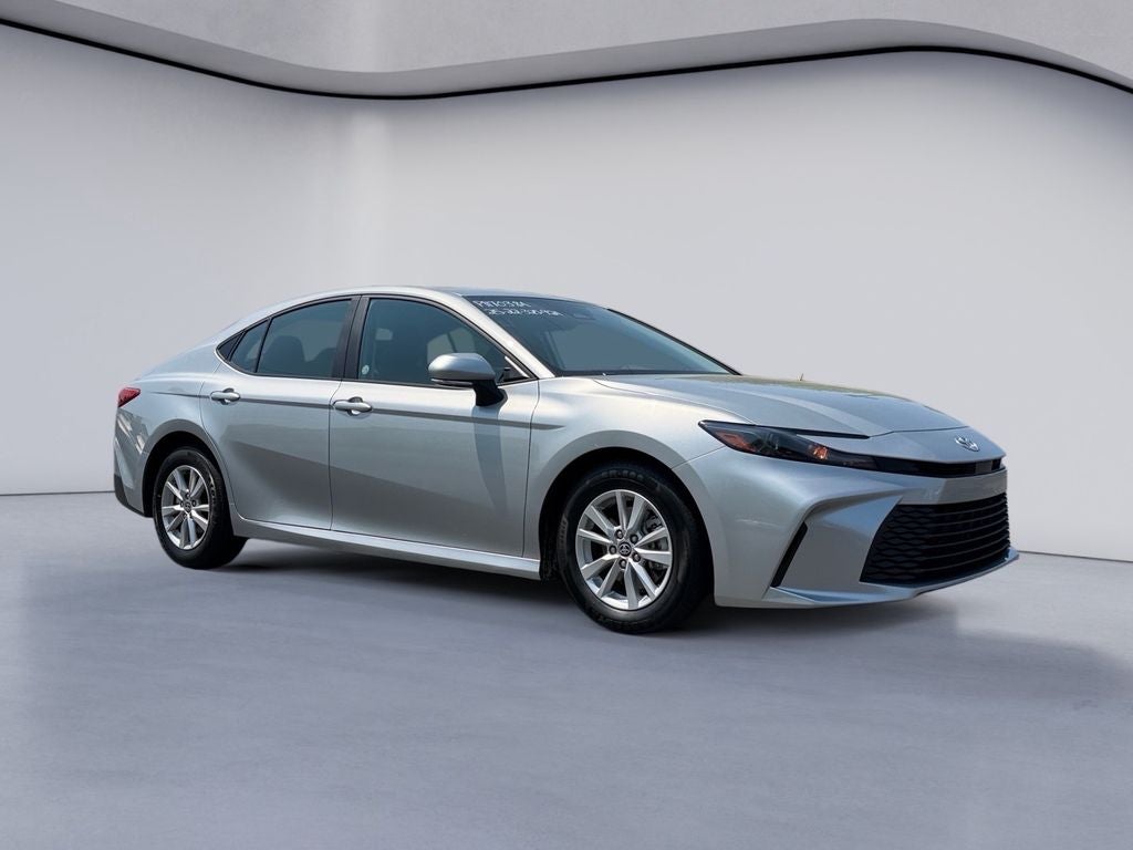 2025 Toyota Camry Hybrid LE