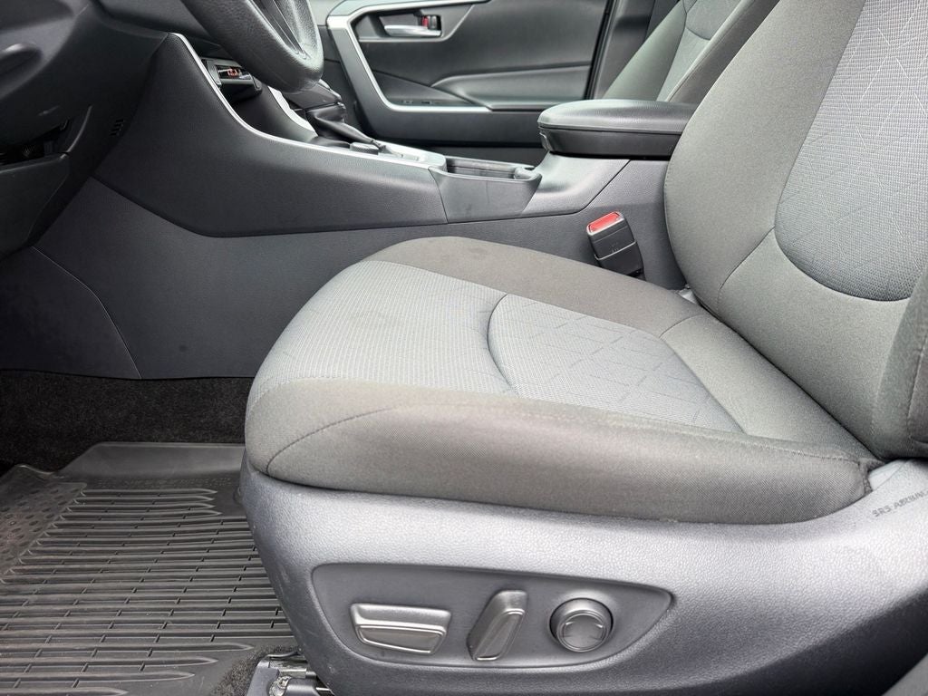 2025 Toyota RAV4 Hybrid Hybrid XLE
