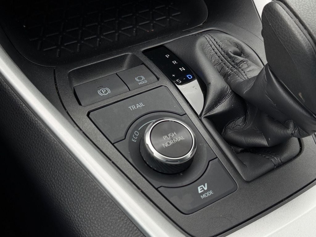 2025 Toyota RAV4 Hybrid Hybrid XLE