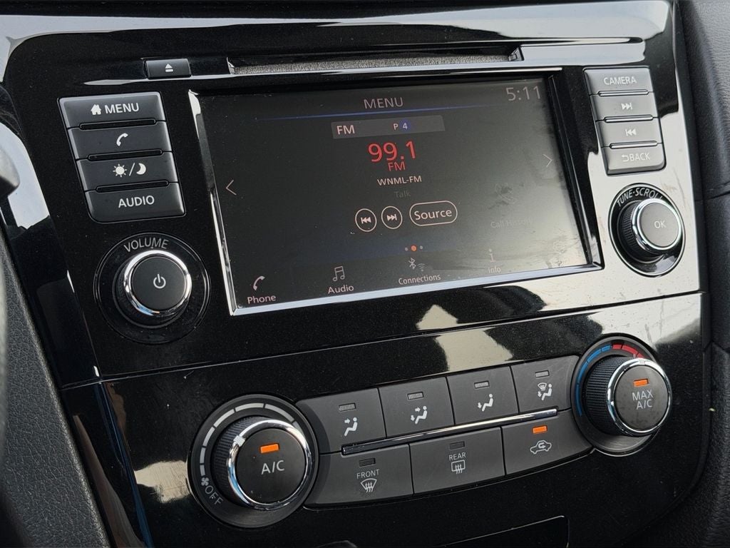 2019 Nissan Rogue S