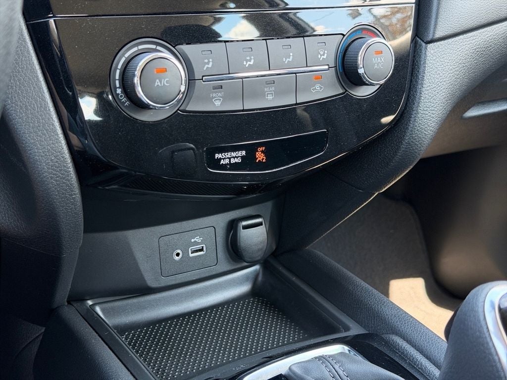 2019 Nissan Rogue S