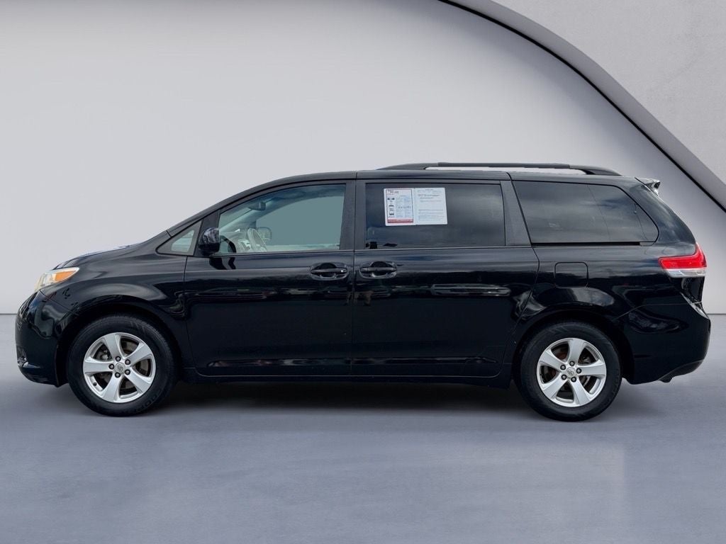 2012 Toyota Sienna LE