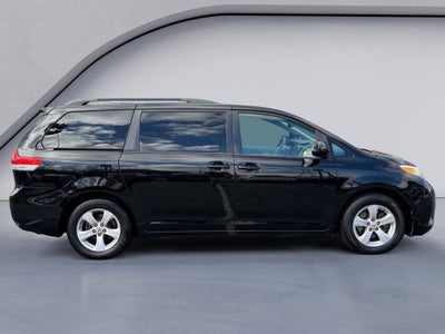 2012 Toyota Sienna LE