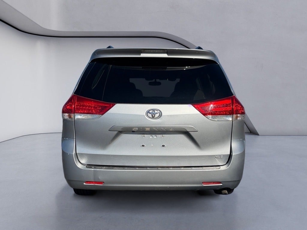 2013 Toyota Sienna XLE