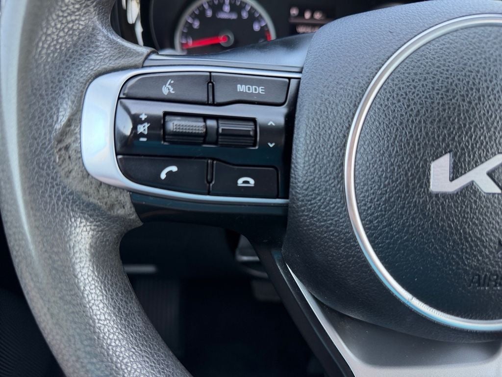 2022 Kia K5 LXS