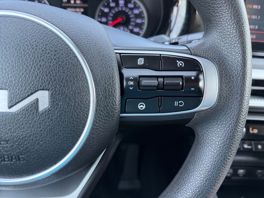 2022 Kia K5 LXS