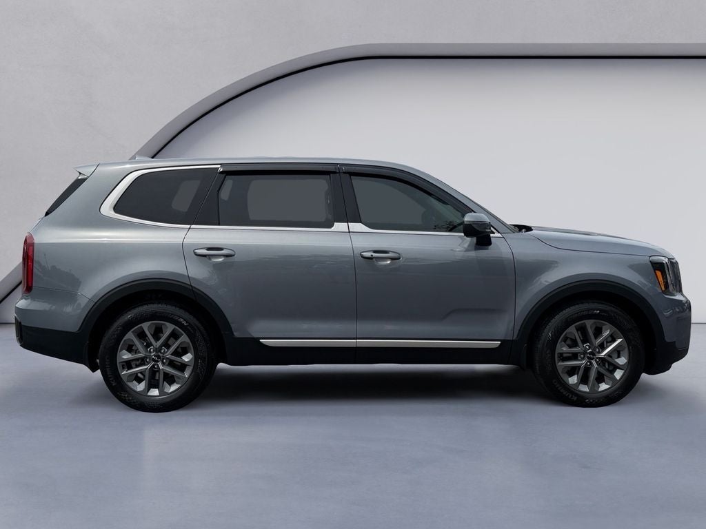 2023 Kia Telluride LX