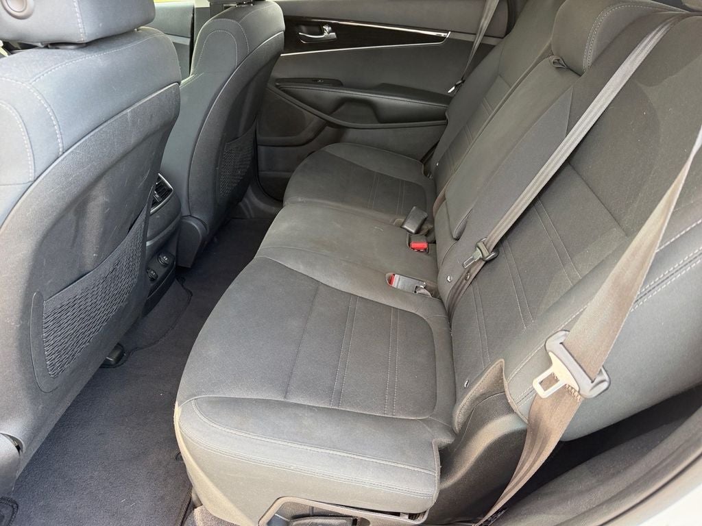 2020 Kia Sorento LX V6