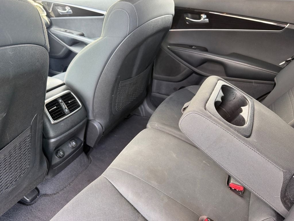 2020 Kia Sorento LX V6