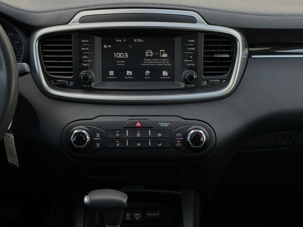 2020 Kia Sorento LX V6