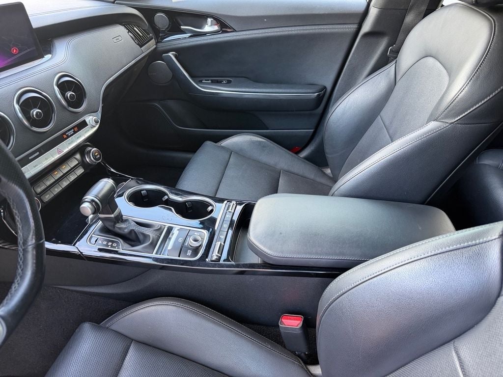 2023 Kia Stinger GT-Line