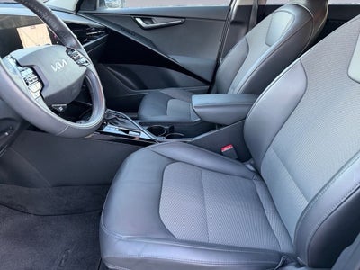 2023 Kia Niro EX
