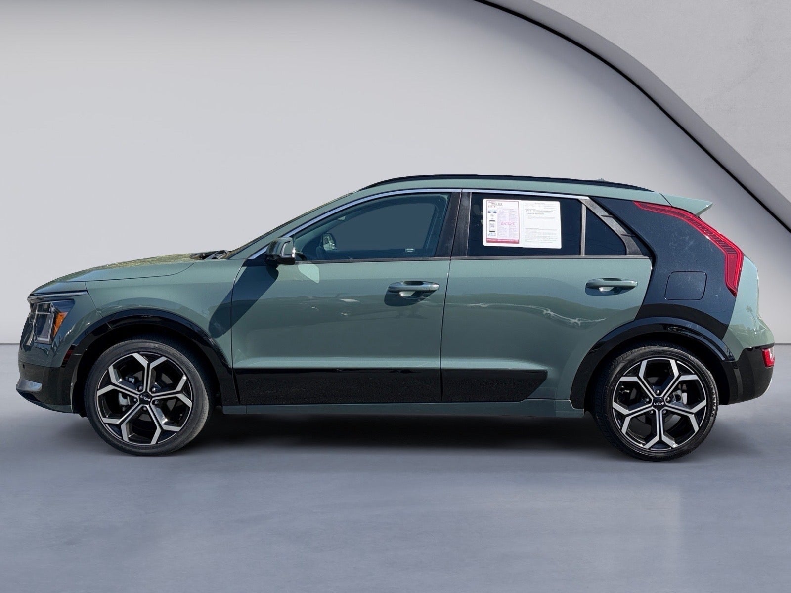 2023 Kia Niro SX Touring