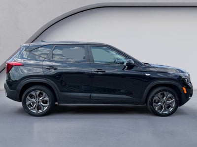 2024 Kia Seltos LX