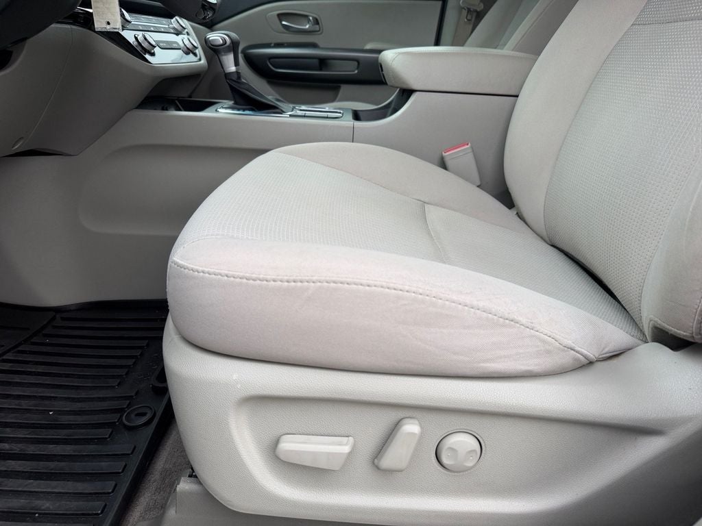 2021 Kia Sedona LX