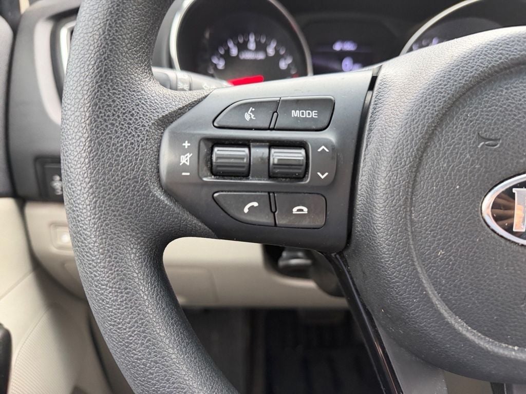 2021 Kia Sedona LX