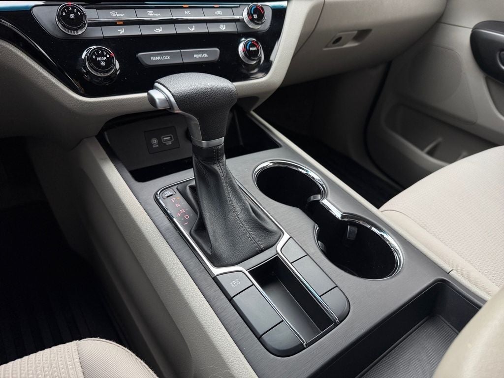 2021 Kia Sedona LX