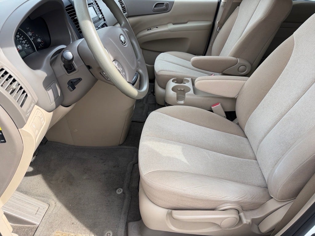 2012 Kia Sedona LX