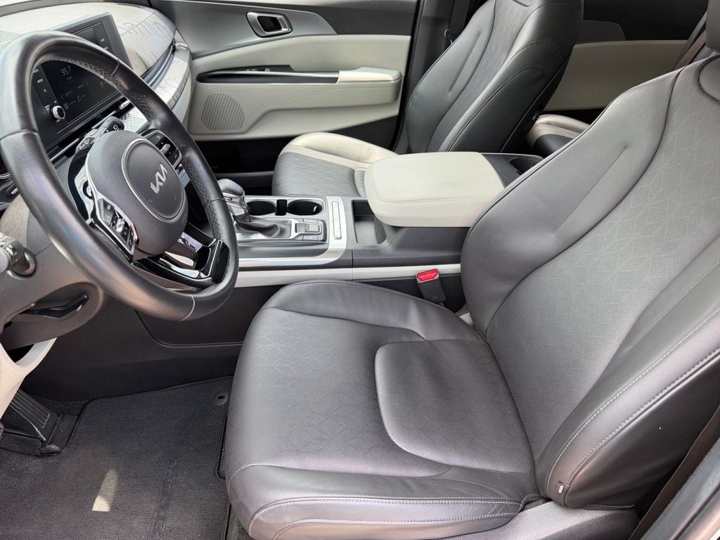 2022 Kia Carnival LXS