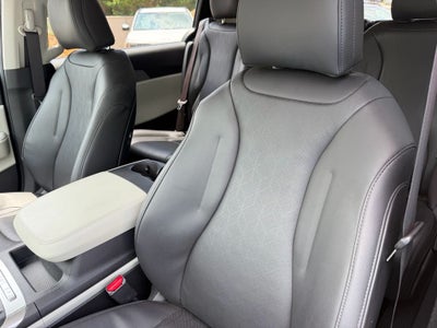 2022 Kia Carnival LXS