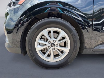 2022 Kia Carnival LXS